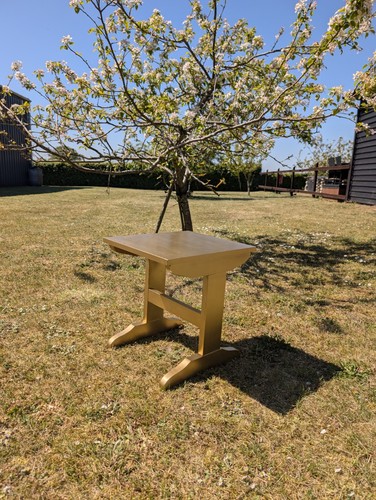 Vintage gold mid century - gold, side